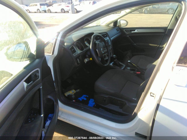 3VW117AU8GM033375 Volkswagen Golf Tsi S