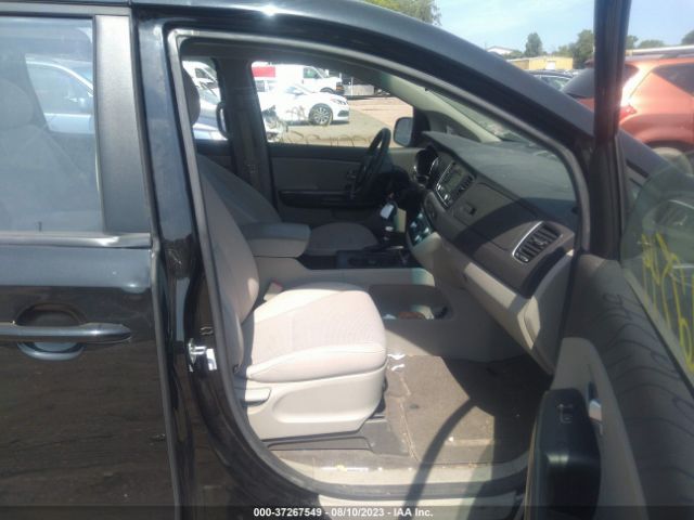 KNDMA5C11J6380707 KIA Sedona L