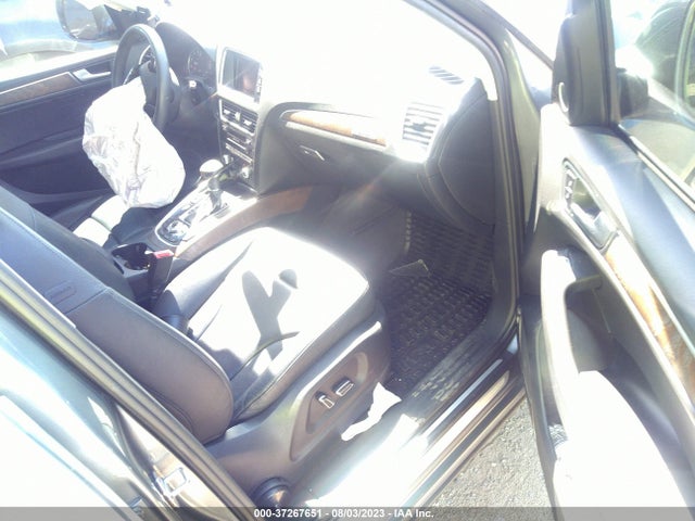 WA1LFAFP6EA024191 Audi Q5 Premium Plus