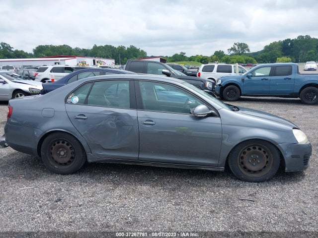 2009 VOLKSWAGEN JETTA SEDAN S VIN: 3VWJZ71KX9M093930