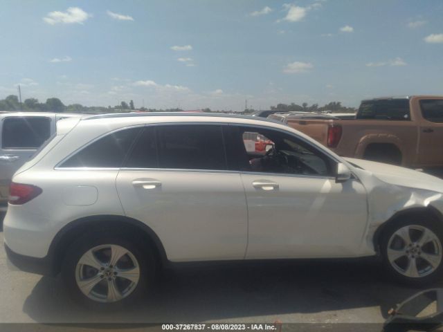 WDC0G4JB9HV013695 Mercedes-Benz Glc Glc 300