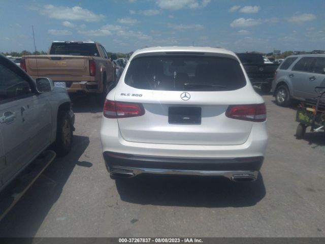 WDC0G4JB9HV013695 Mercedes-Benz Glc Glc 300
