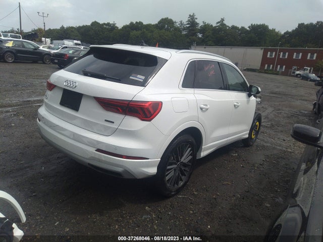 WA1AUCF34N1004267 Audi Q3 PREMIUM