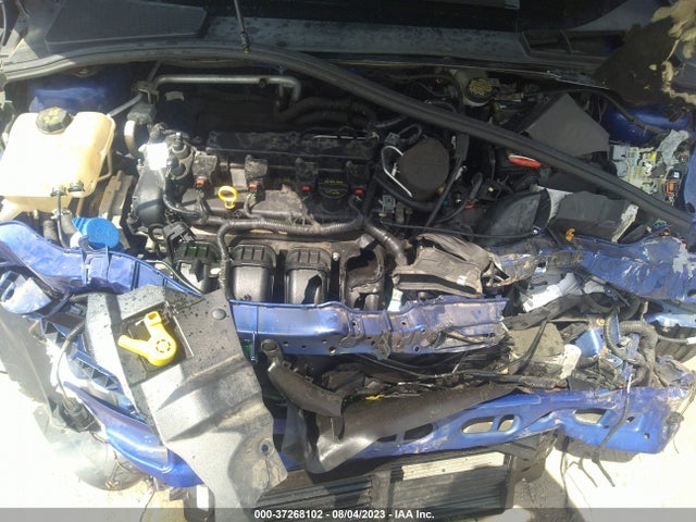 2014 FORD FOCUS TITANIUM VIN: 1FADP3N24EL166977