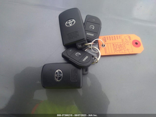 2017 TOYOTA RAV4 LIMITED/PLATINUM VIN: JTMDFREVXHJ706150