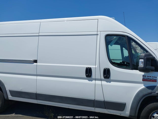 3C6TRVDG7JE145785 RAM Promaster Cargo Van