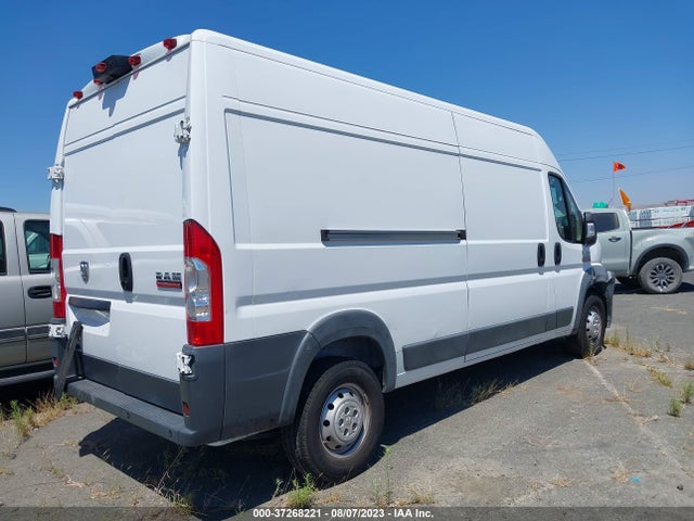 3C6TRVDG7JE145785 RAM Promaster Cargo Van