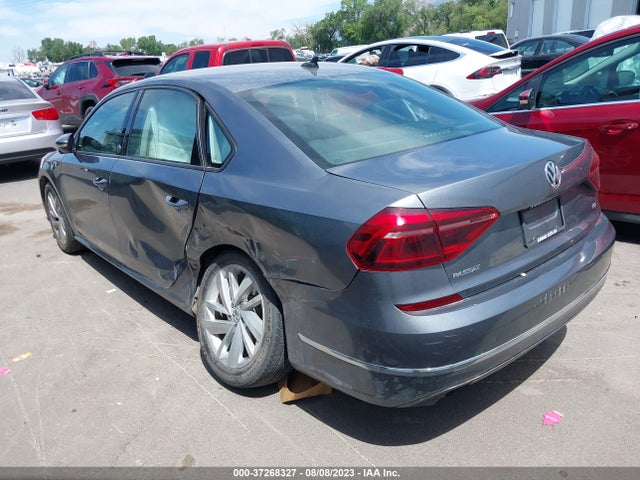 1VWLA7A38KC000922 Volkswagen Passat 2.0t Wolfsburg Edition