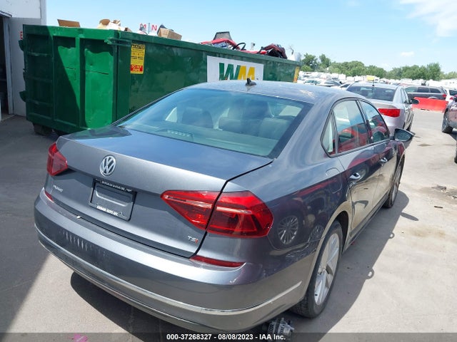 1VWLA7A38KC000922 Volkswagen Passat 2.0t Wolfsburg Edition