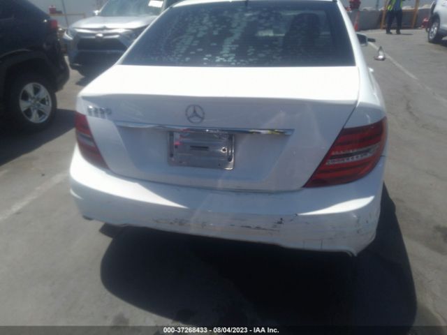 WDDGF4HB8ER319195 Mercedes-Benz C-class C 250