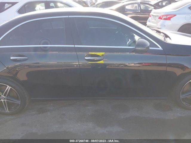 W1K3G4EB3NJ361658 Mercedes-Benz A-class A 220
