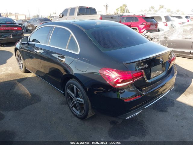 W1K3G4EB3NJ361658 Mercedes-Benz A-class A 220