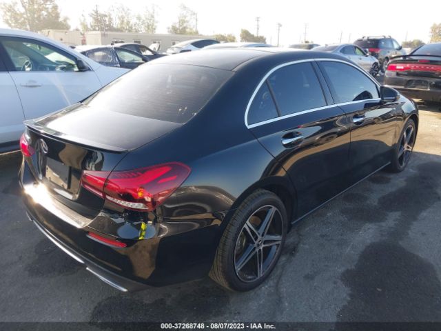 W1K3G4EB3NJ361658 Mercedes-Benz A-class A 220