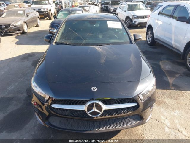 W1K3G4EB3NJ361658 Mercedes-Benz A-class A 220