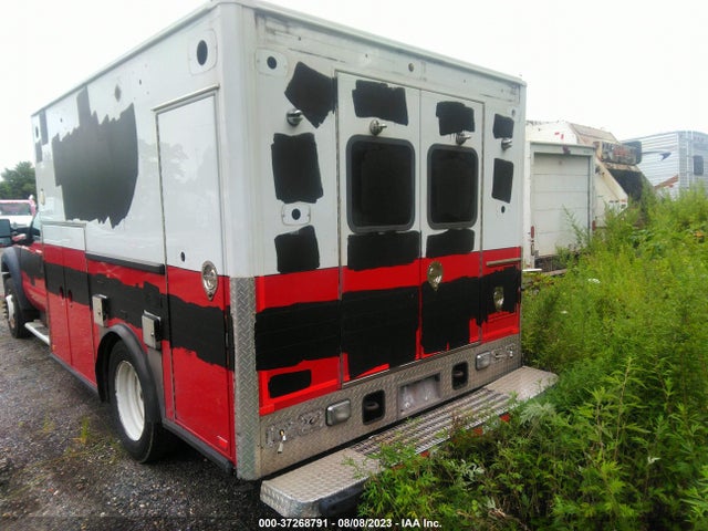 2015 Ford F-450, VIN: 1FD0X4HT1FEB26134