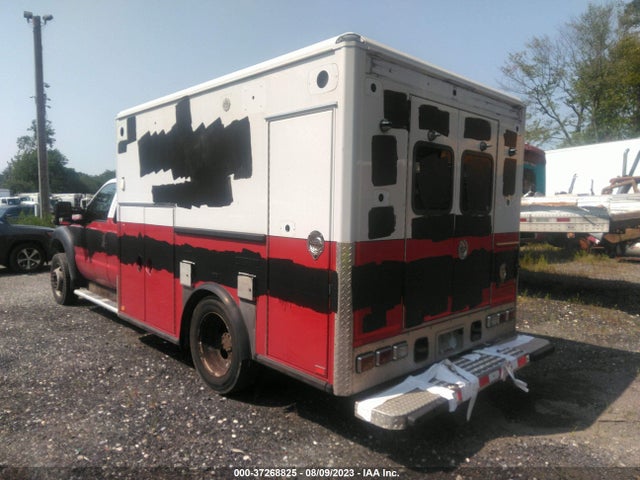 2015 Ford F-450, VIN: 1FD0X4HT9FEB26138