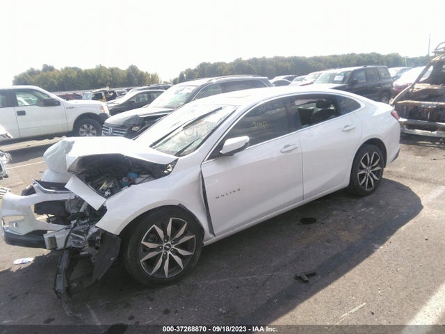 Chevrolet MALIBU LT 2018 1G1ZD5ST4JF286202 Image 2