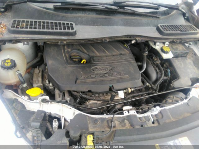 1FMCU0GDXHUE76606 Ford ESCAPE SE