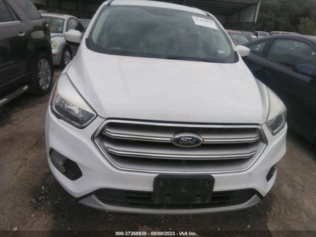 1FMCU0GDXHUE76606 Ford ESCAPE SE