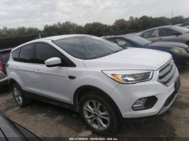 1FMCU0GDXHUE76606 Ford ESCAPE SE