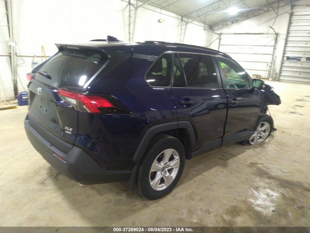 2021 TOYOTA RAV4 XLE VIN: 2T3P1RFV0MW169925