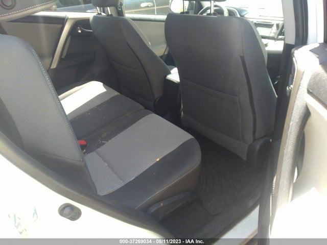2015 TOYOTA RAV4 XLE VIN: 2T3RFREV8FW308570