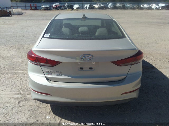 Hyundai ELANTRA SE 2017 5NPD74LFXHH136607 Image 3