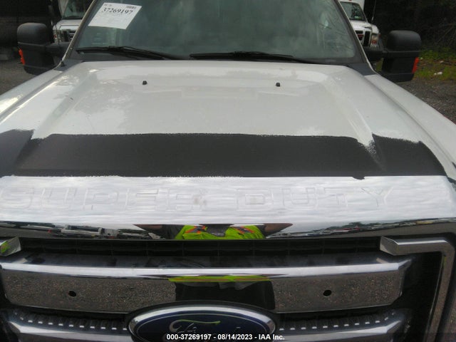 2015 Ford F-450, VIN: 1FD0X4HT4FEC17351