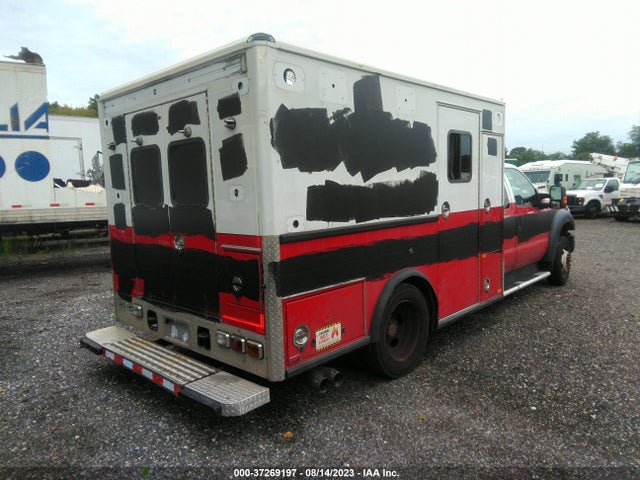 2015 Ford F-450, VIN: 1FD0X4HT4FEC17351