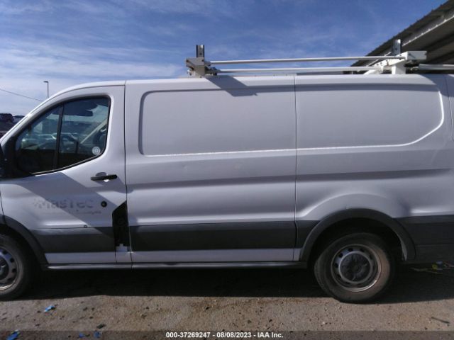 1FTYE1YM5GKB48967 Ford TRANSIT CARGO VAN