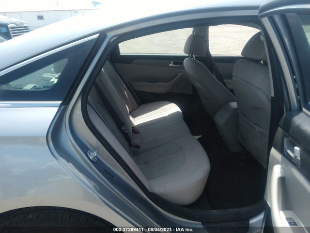 2015 HYUNDAI SONATA 2.4L SE VIN: 5NPE24AF1FH152858
