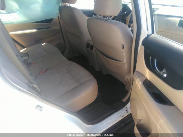 JN8AT2MT1HW136114 Nissan ROGUE S