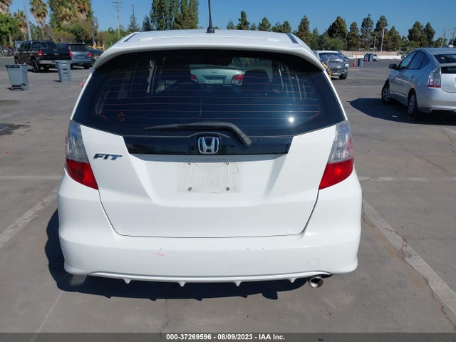 2012 HONDA FIT SPORT VIN: JHMGE8H51CC008771