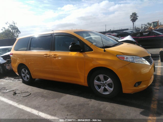 2012 TOYOTA SIENNA VIN: 5TDZK3DC7CS178576