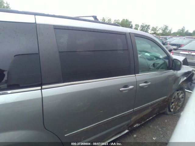 2C4RC1BG0GR199808 Chrysler Town & Country Touring