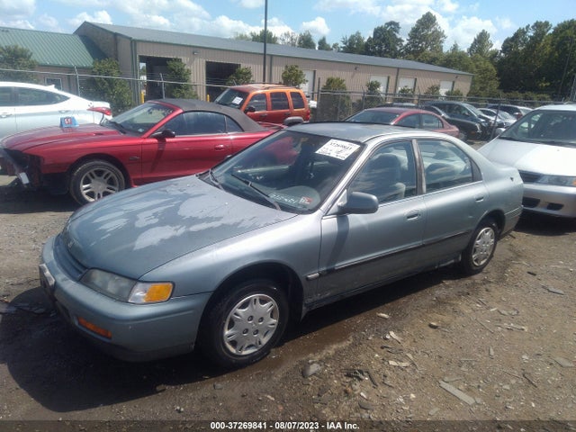 1995 HONDA ACCORD LX/EX VIN: 1HGCD5635SA009226