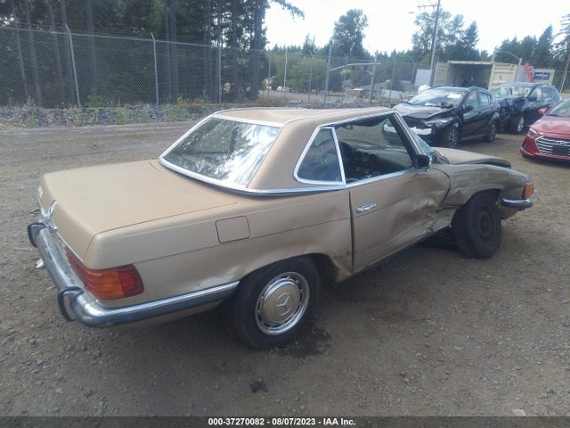 1973 BENZ M VIN: 10704412010537