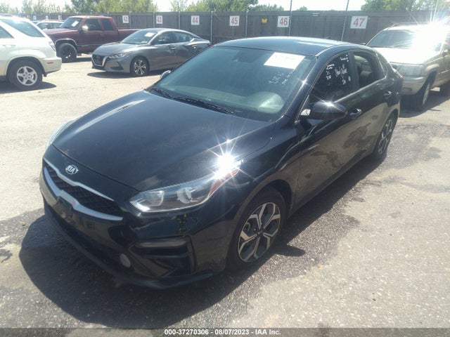 2021 KIA FORTE LXS VIN: 3KPF24AD8ME327143