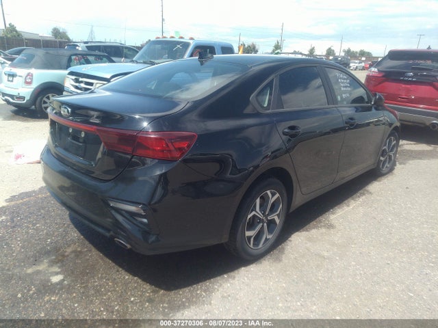 2021 KIA FORTE LXS VIN: 3KPF24AD8ME327143