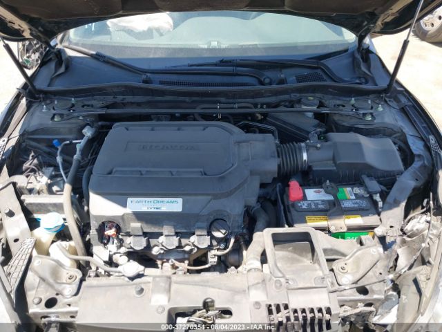 1HGCR3F98FA002027 Honda Accord Sedan Touring