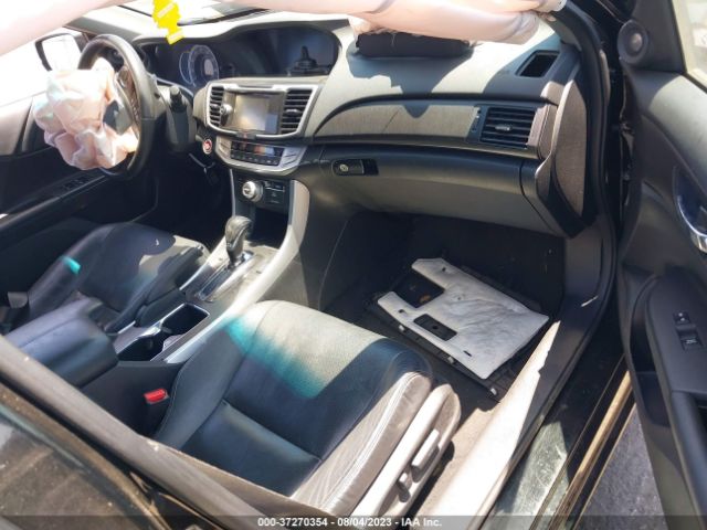 1HGCR3F98FA002027 Honda Accord Sedan Touring
