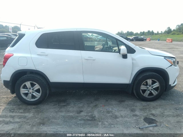 Chevrolet TRAX LS 2019 3GNCJNSB2KL366433 Image 14