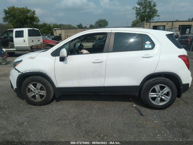 Chevrolet TRAX LS 2019 3GNCJNSB2KL366433 Image 15