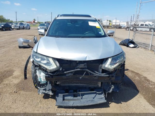 5N1AT2MT9HC821812 Nissan Rogue Sl