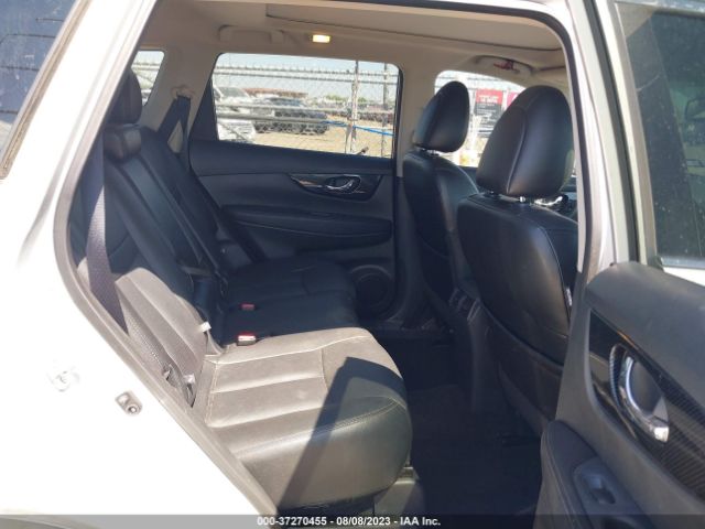 5N1AT2MT9HC821812 Nissan Rogue Sl