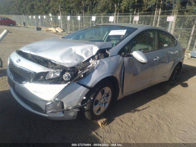 3KPFK4A78JE262493 KIA FORTE LX