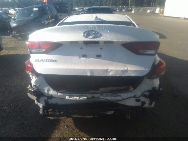2018 HYUNDAI ELANTRA SEL VIN: 5NPD84LF0JH276913