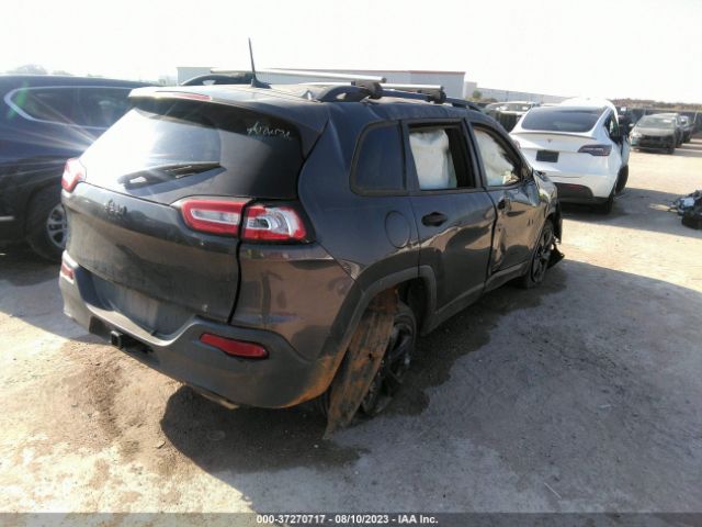 1C4PJLAS3HW561587 Jeep Cherokee Altitude