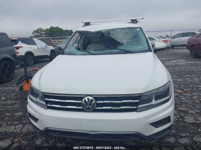 3VV3B7AX4JM207678 Volkswagen Tiguan Sel/se