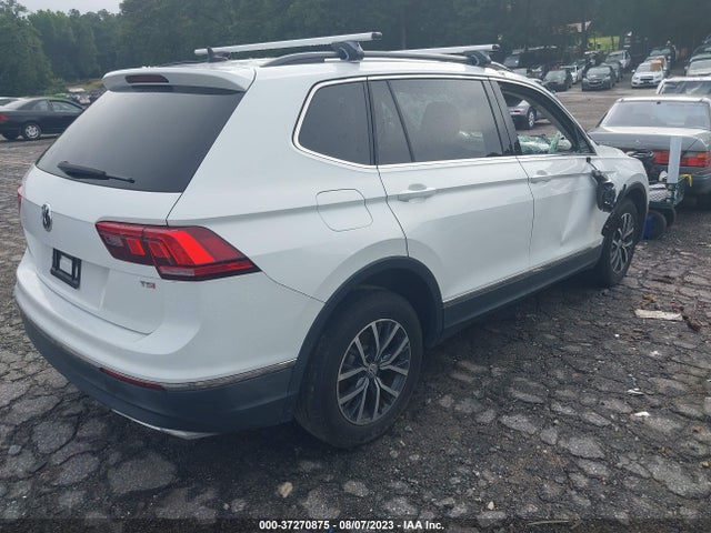 3VV3B7AX4JM207678 Volkswagen Tiguan Sel/se